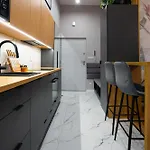 Luksusowy W Samym Centrum Miasta Z Ogromnym Tarasem * ז'שוב
