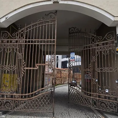Luksusowy W Samym Centrum Miasta Z Ogromnym Tarasem ז'שוב